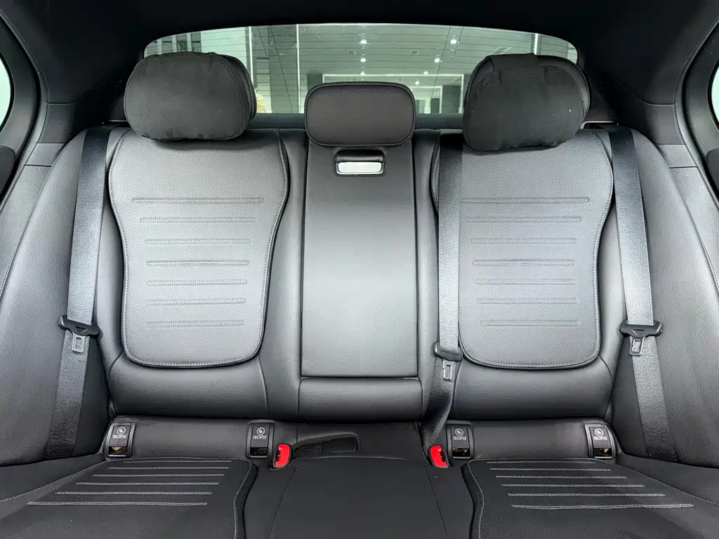 Mercedes-Benz C-Class 2023