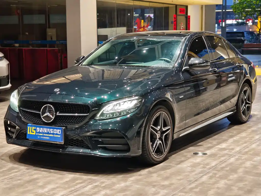 Mercedes-Benz C-Class 2021