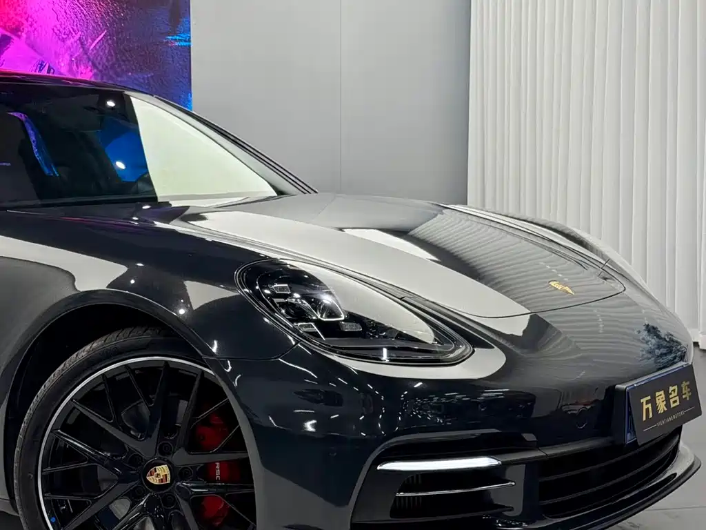 Porsche Panamera 2020 — фото 9