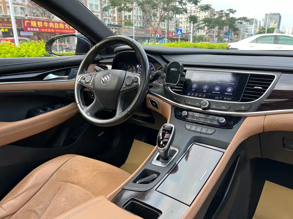 Buick LaCrosse 2020 — фото 17
