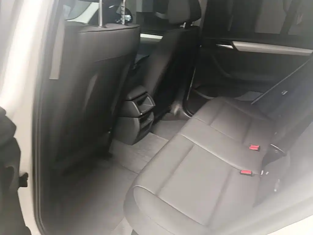 BMW X3 2018 — фото 17