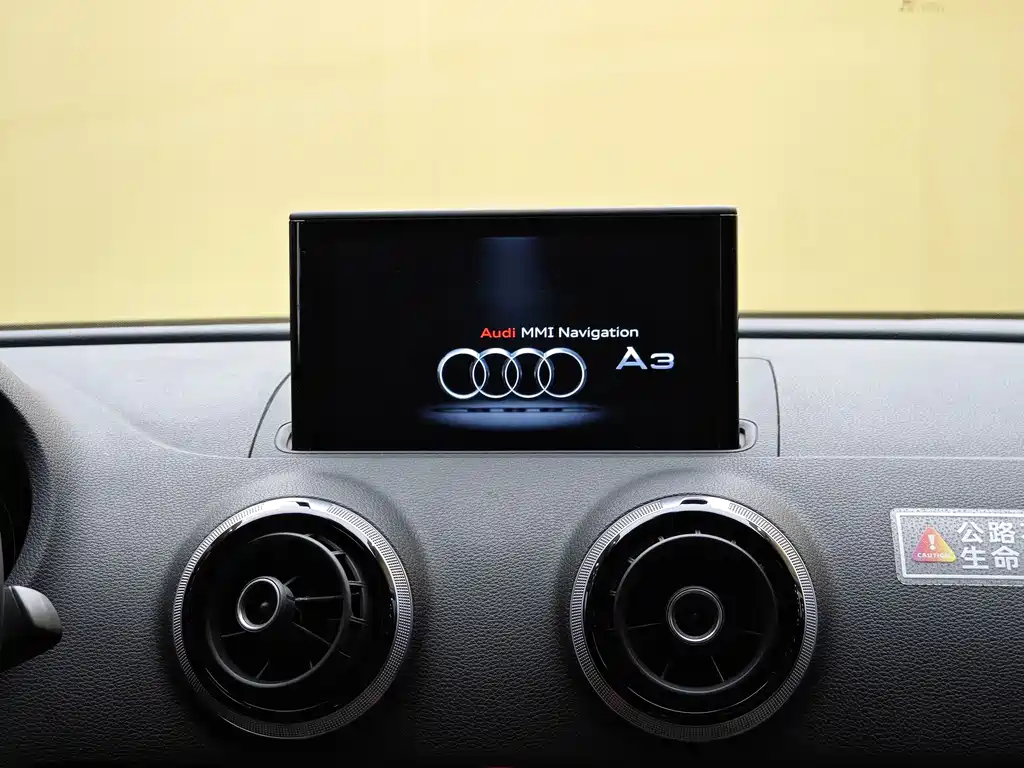 Audi A3 2016 — фото 15
