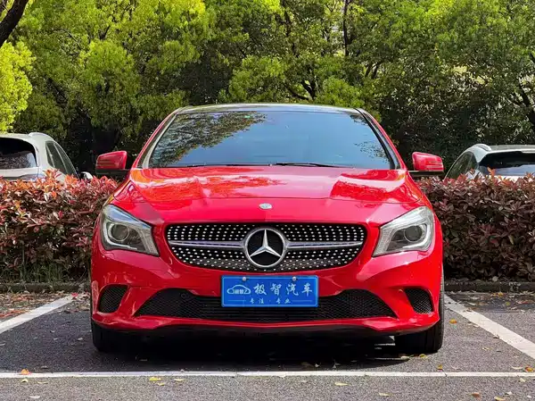Mercedes-Benz CLA 2015