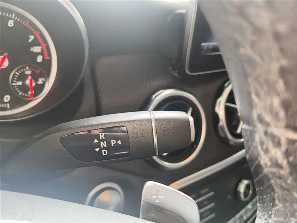 Mercedes-Benz GLA 2019 — фото 14