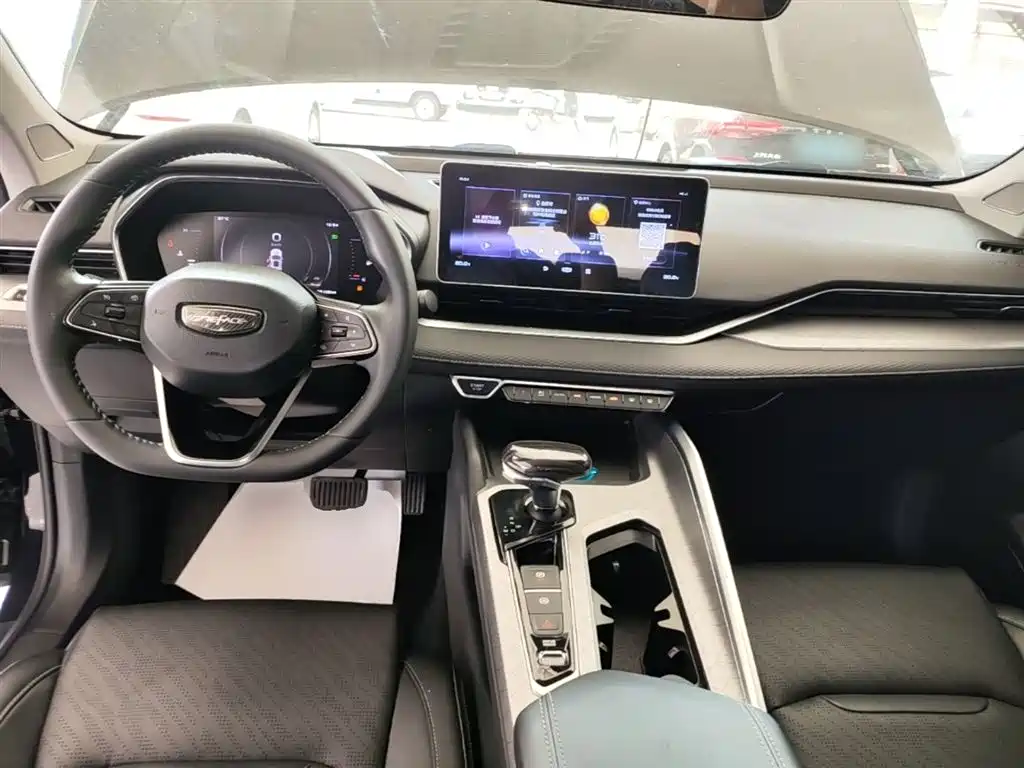 Geely Xingrui 2022 — фото 10