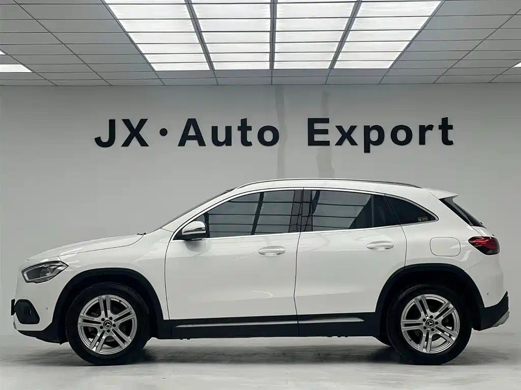 Mercedes-Benz GLA 2021 — фото 6