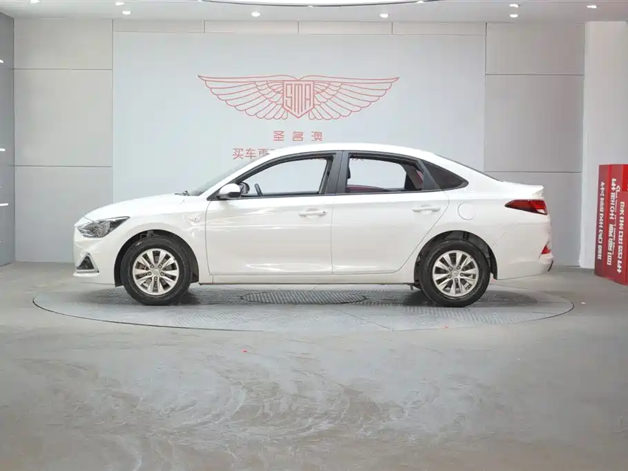 Hyundai Elantra 2019 — фото 4