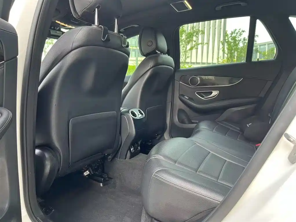 Mercedes-Benz GLC 2019 — фото 10