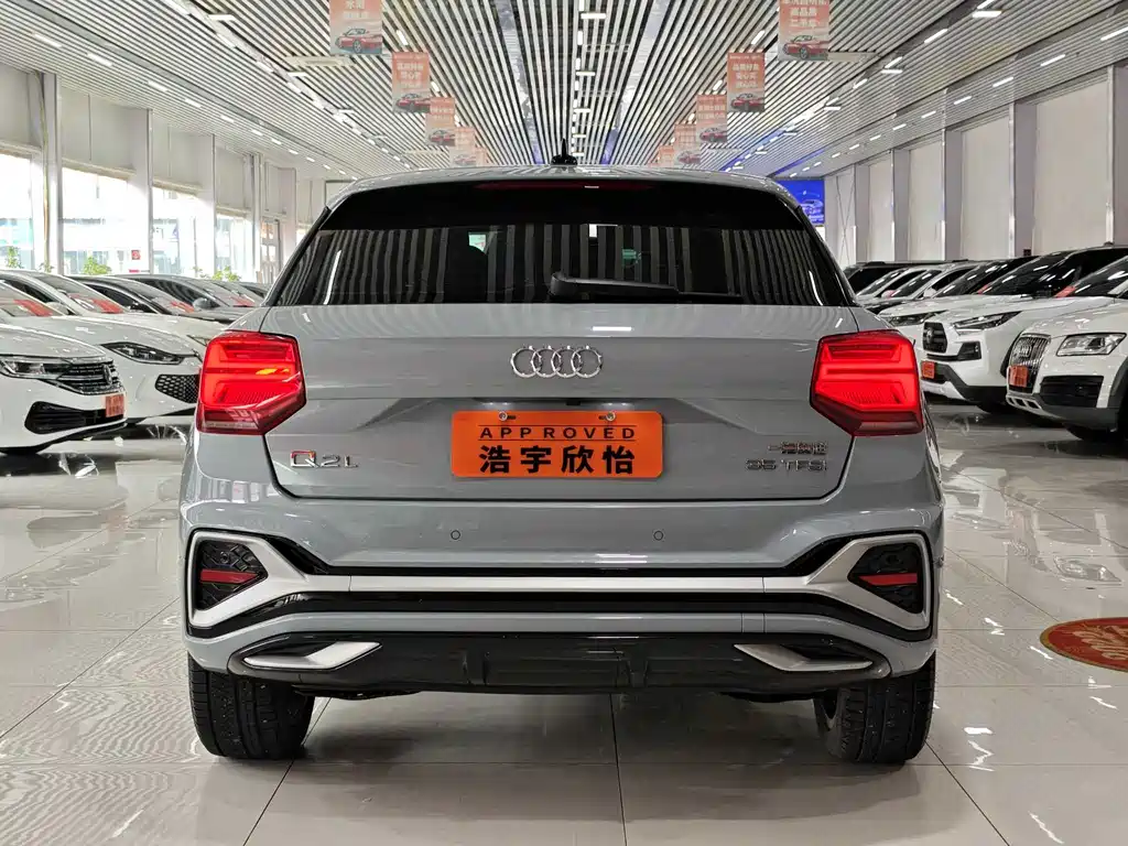 Audi Q2L 2022 — фото 14