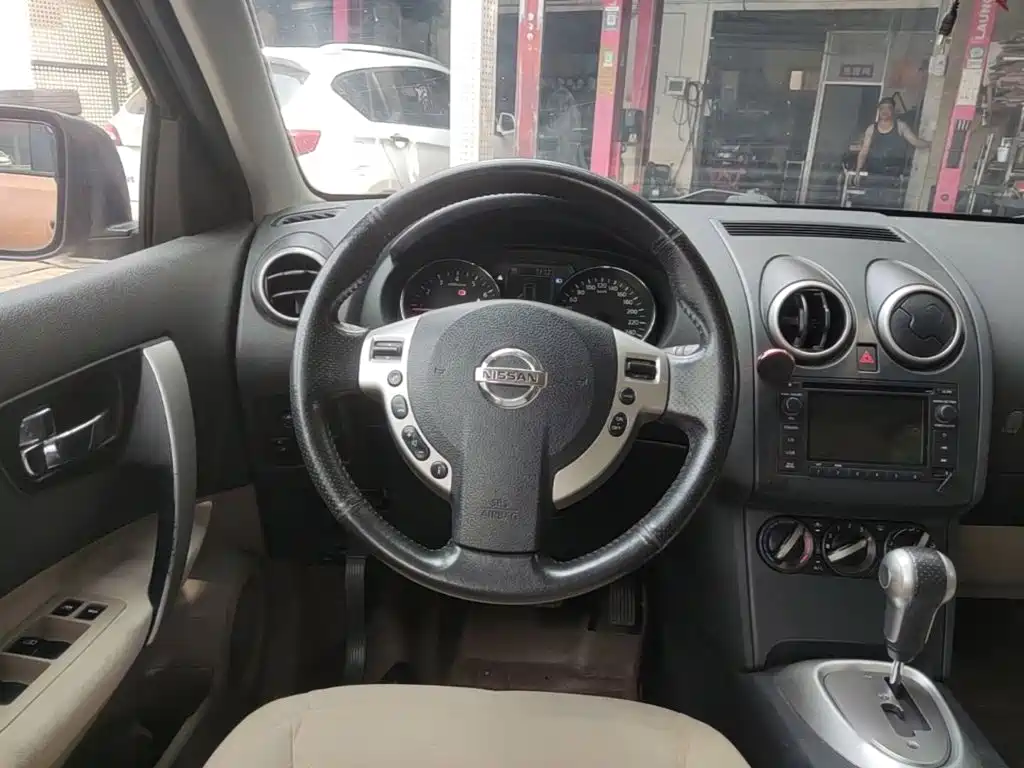Nissan Qashqai 2014 — фото 11