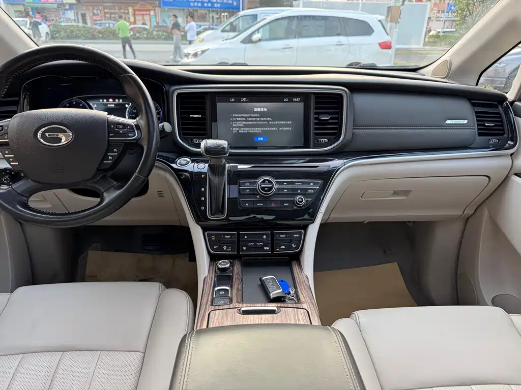GAC Motor Trumpchi M8 2019 — фото 20