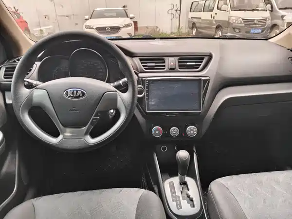 Kia K2 2016