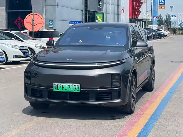 Li Auto L7 2024
