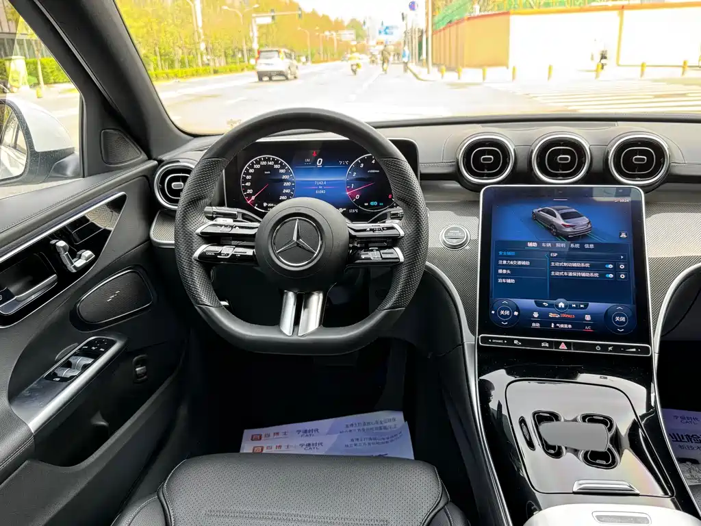 Mercedes-Benz C-Class 2022 — фото 7
