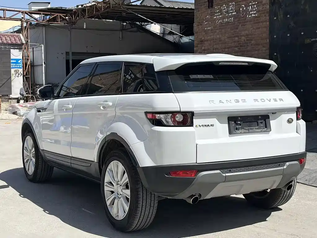 Land Rover Evoque 2016 — фото 7
