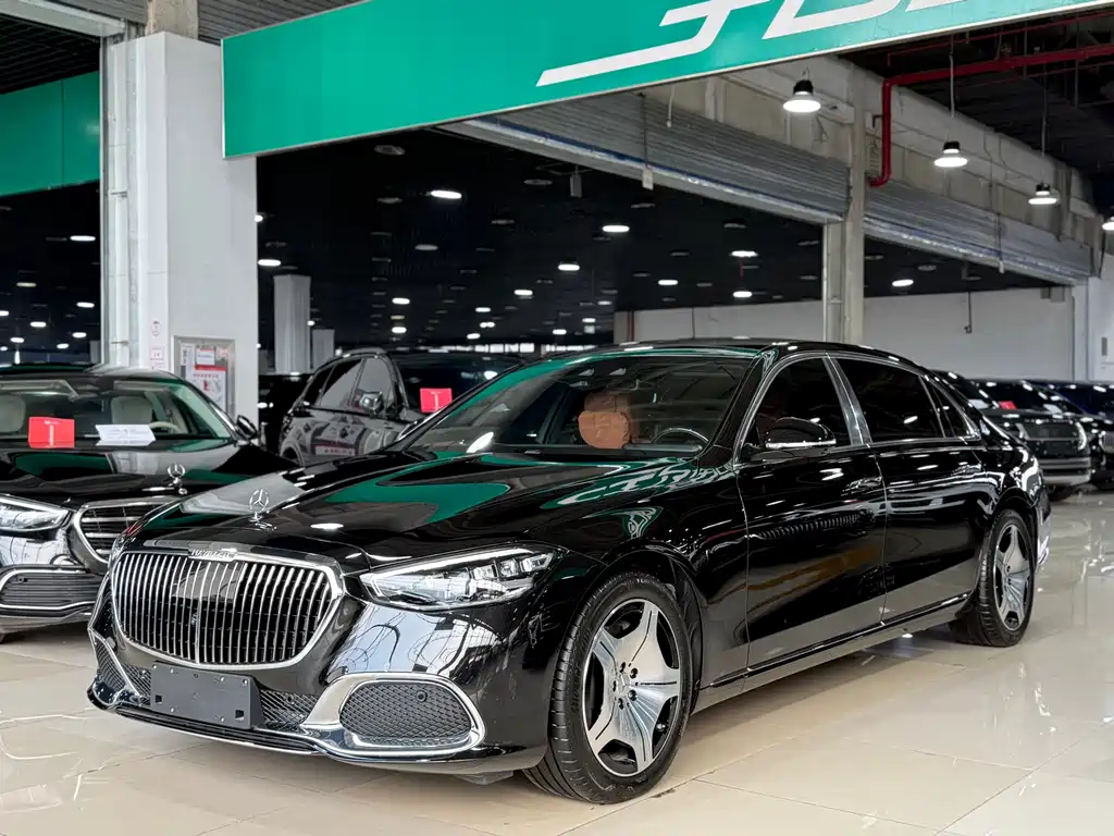 Mercedes-Benz S-Class 2024