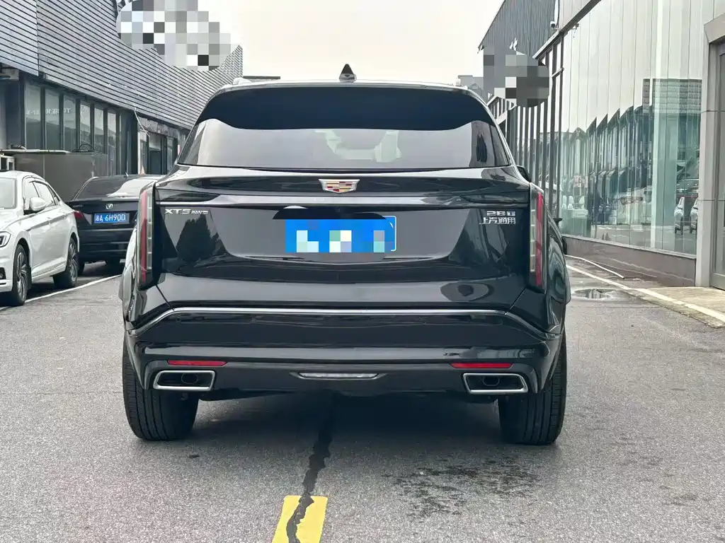 Cadillac XT5 2025 — фото 5