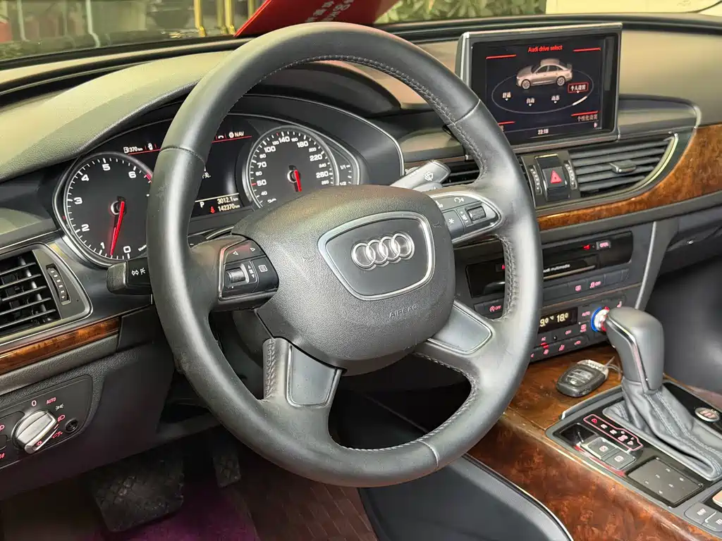 Audi A6L 2013