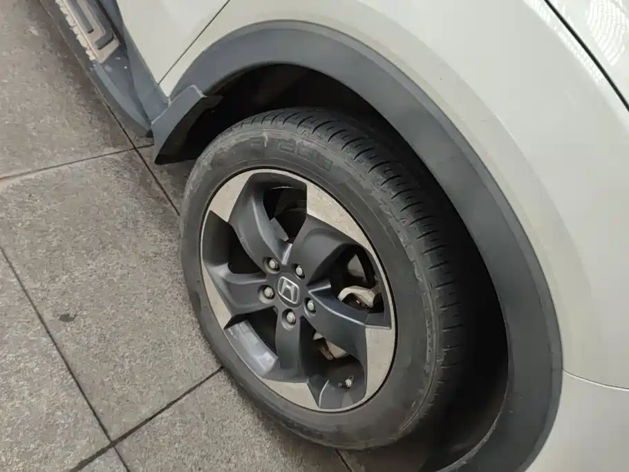 Honda Vezel 2016