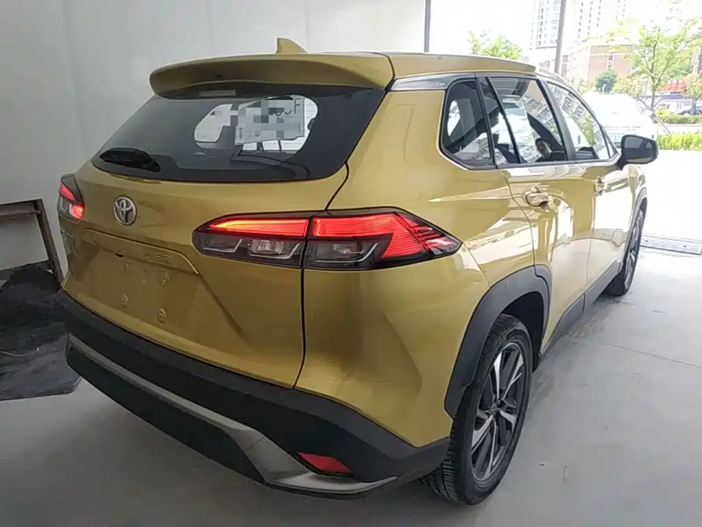 Toyota Frontlander 2022