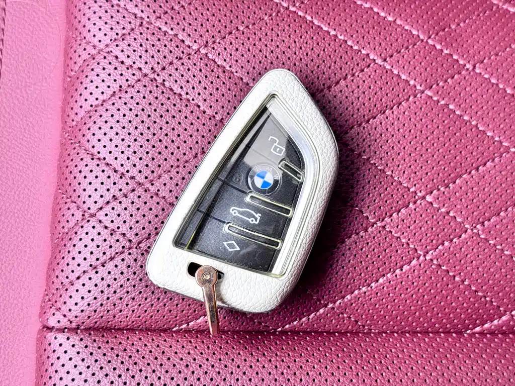 BMW 3 Series 2022 — фото 14