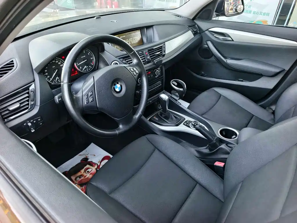 BMW X1 2012 — фото 10