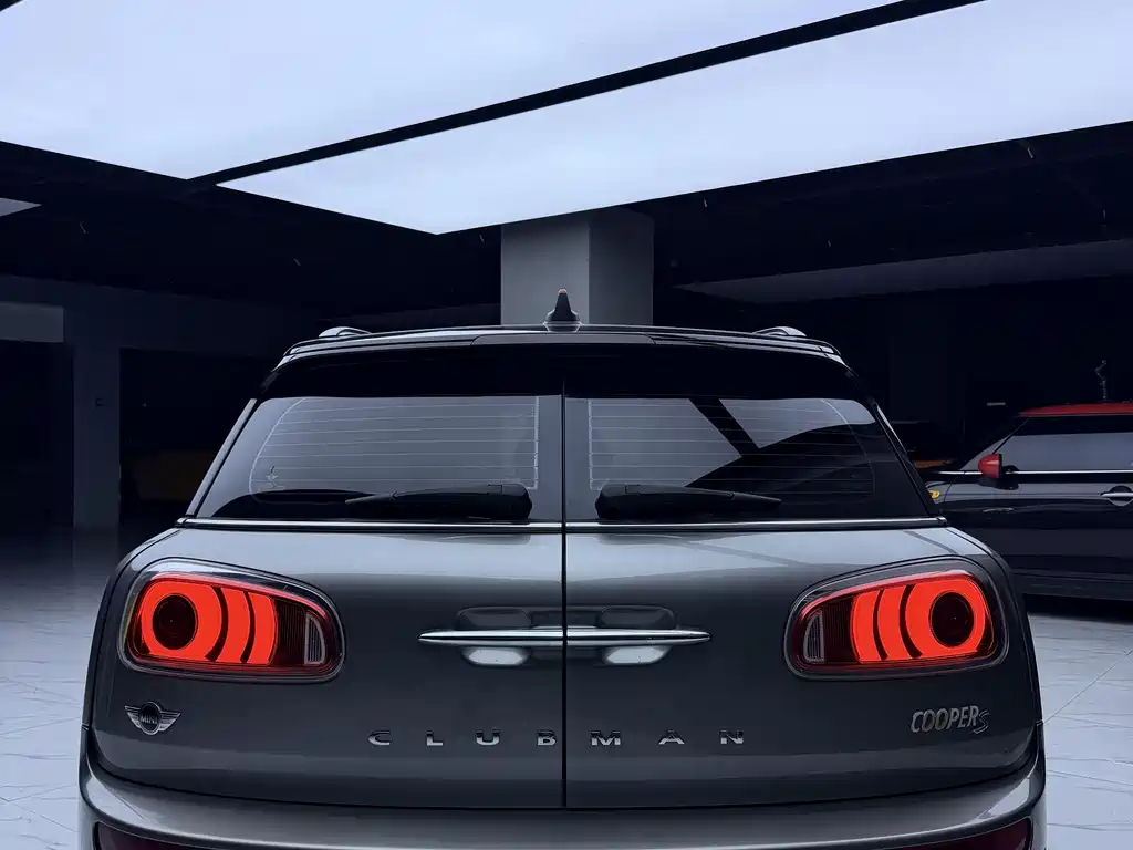 MINI Clubman 2016