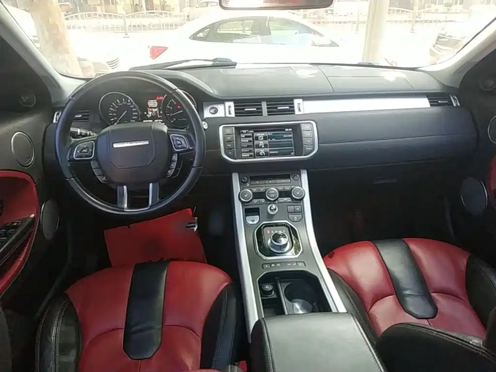 Land Rover Evoque 2014 — фото 10