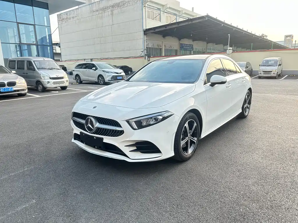 Mercedes-Benz A-Class 2023 — фото 1