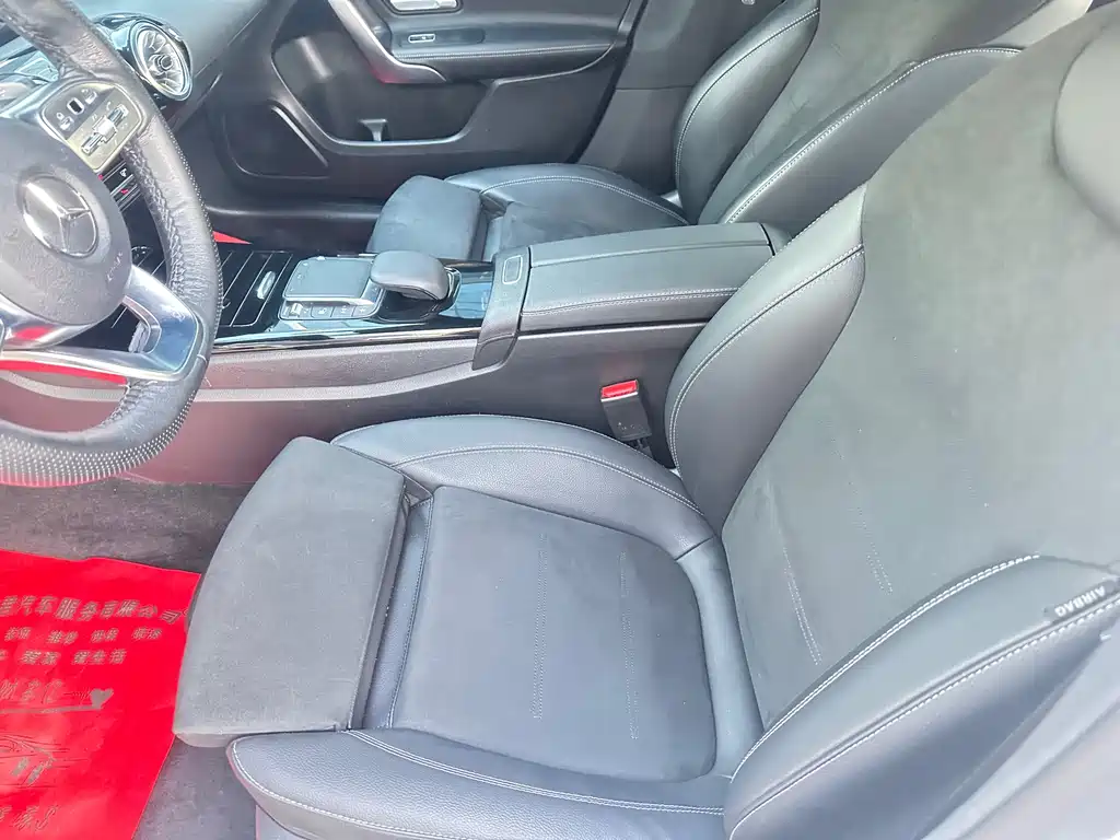 Mercedes-Benz A-Class 2023 — фото 10