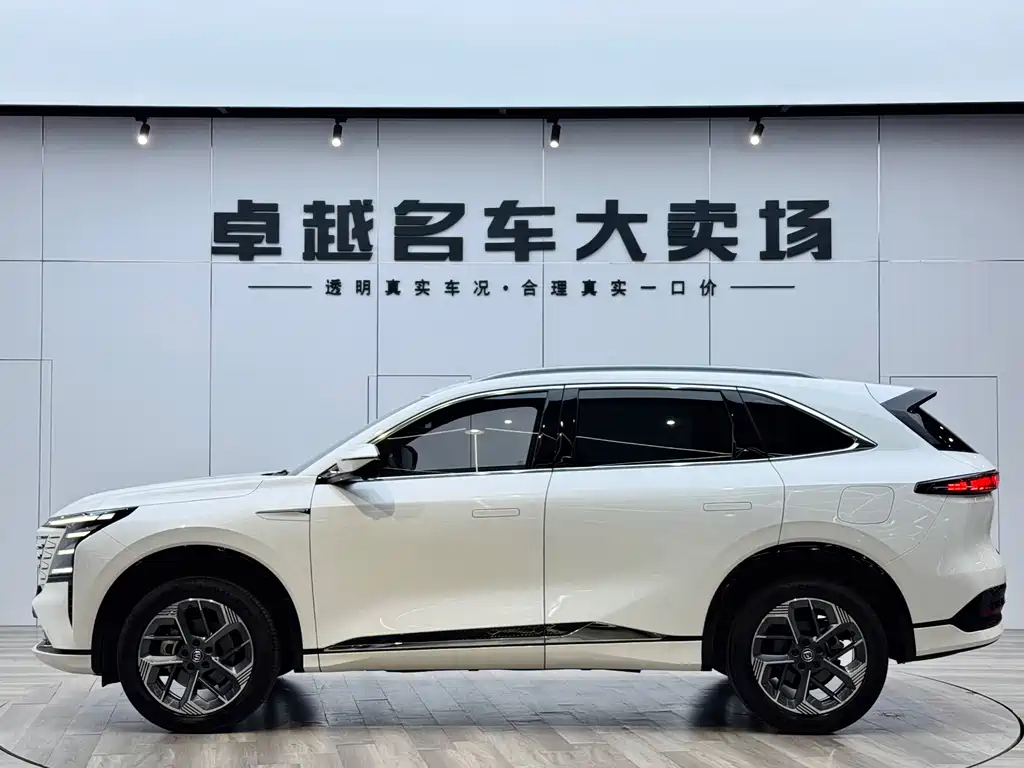 Changan CS75 PLUS 2024 — фото 8