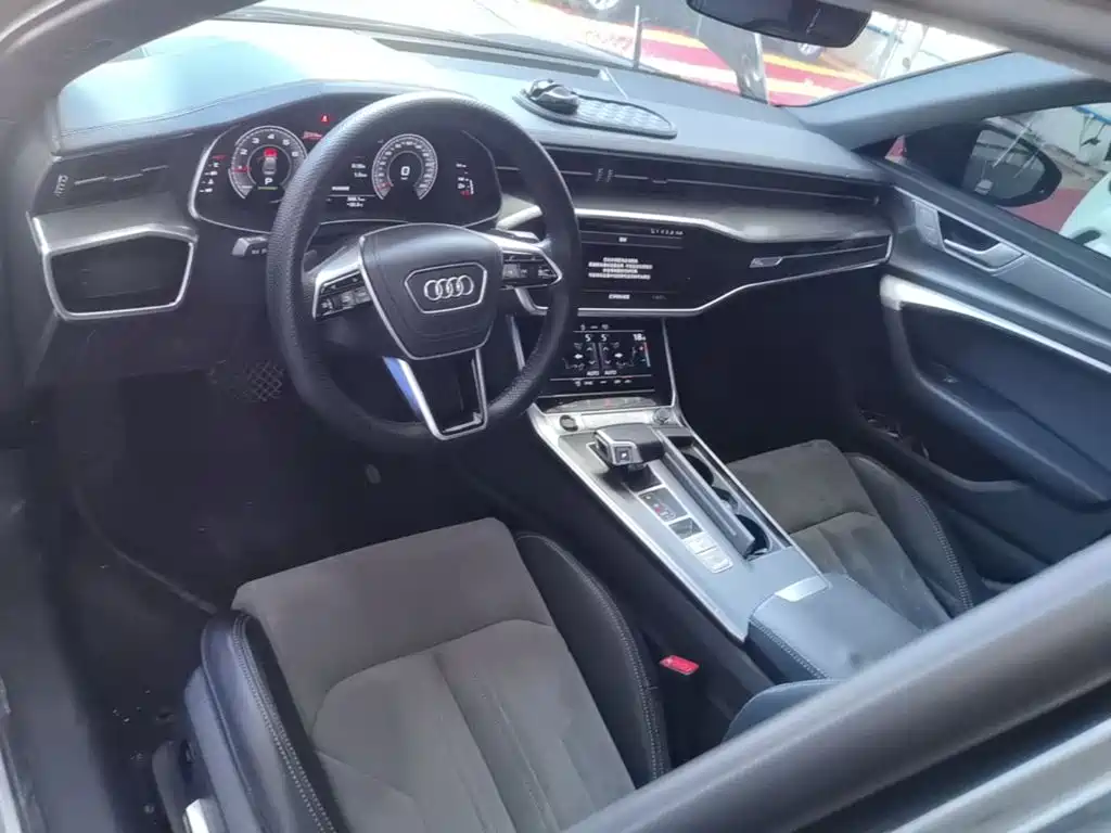 Audi A6L 2024 — фото 10