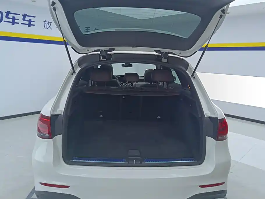 Mercedes-Benz GLC 2022