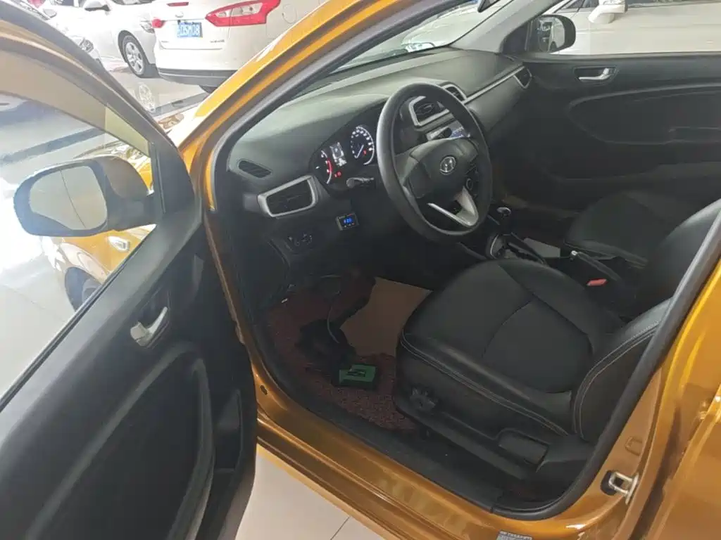 Hyundai Accent 2018 — фото 16