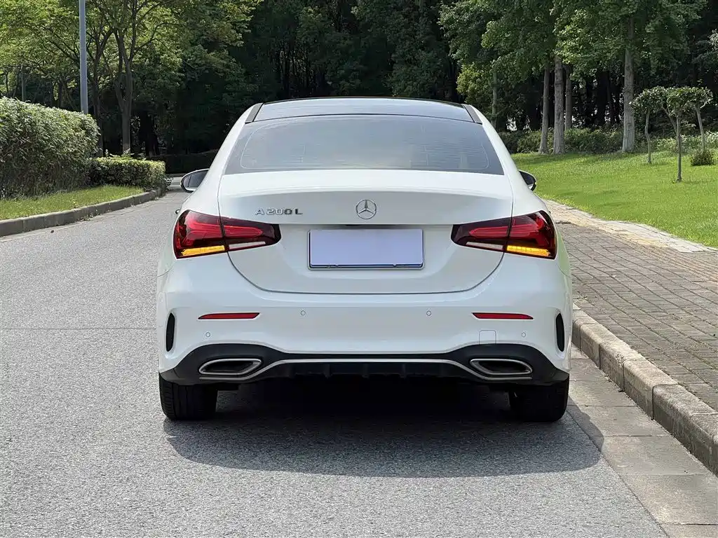 Mercedes-Benz A-Class 2019 — фото 5