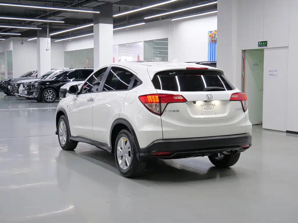 Honda Vezel 2020 — фото 5