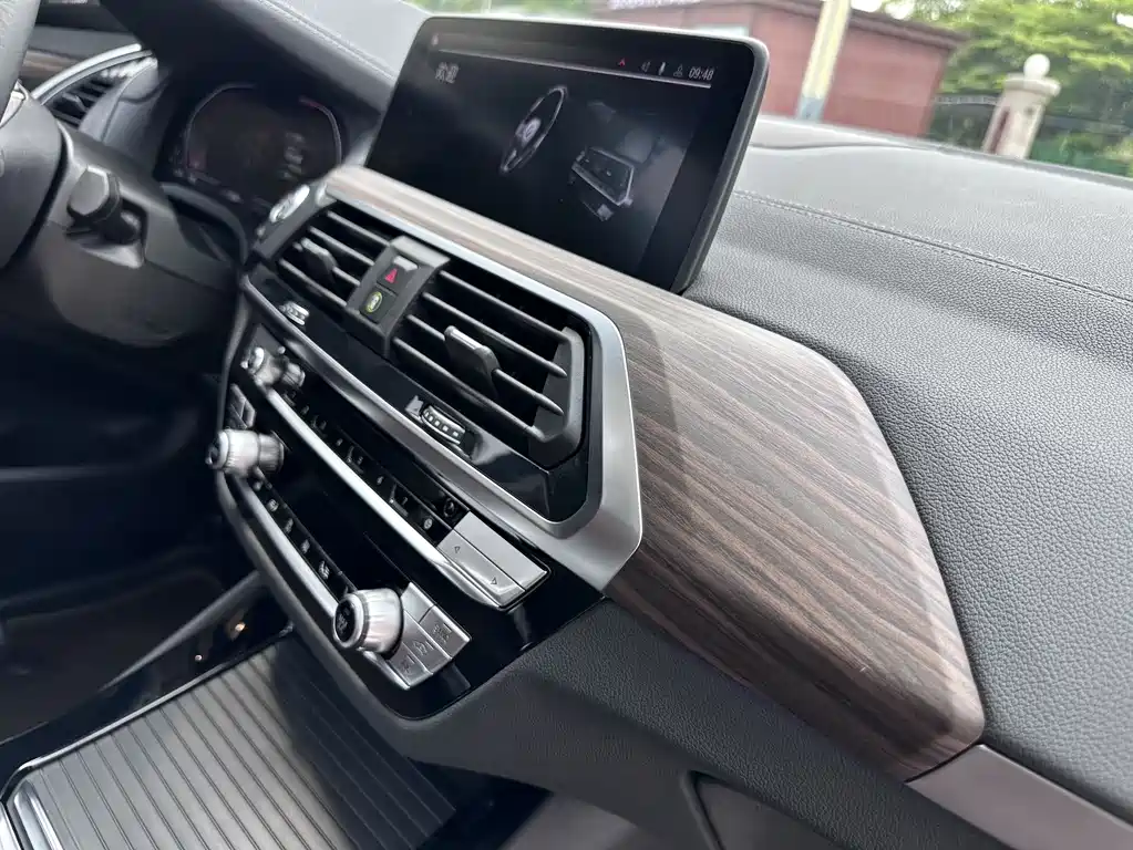 BMW X3 2021 — фото 11