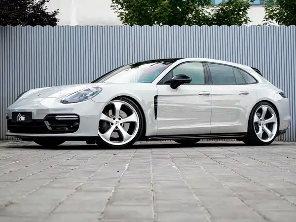 Porsche Panamera 2019