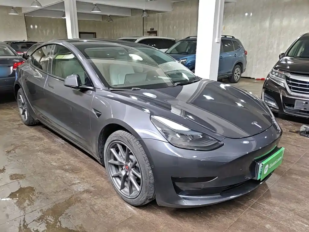 Tesla Model 3 2023 — фото 4