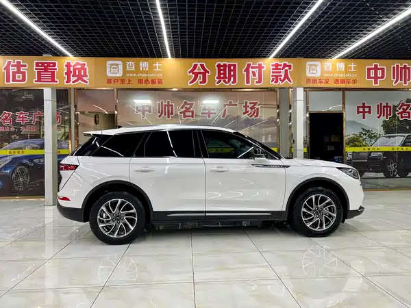 Lincoln Corsair 2022