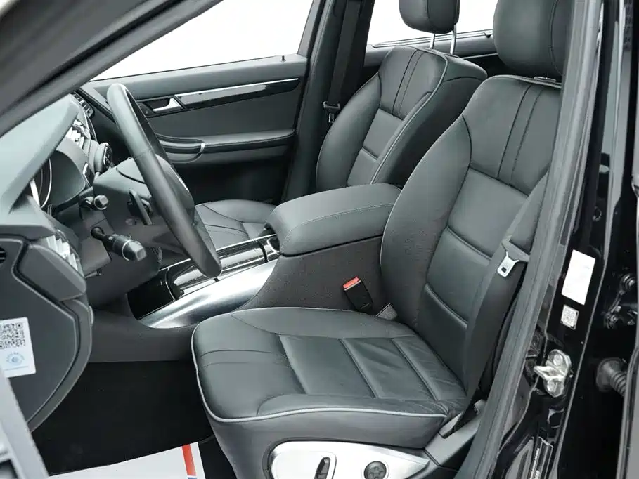 Mercedes-Benz R-Class 2015 — фото 9