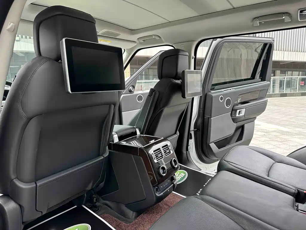 Land Rover Range Rover 2020 — фото 15