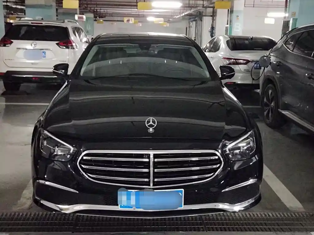Mercedes-Benz E-Class 2023