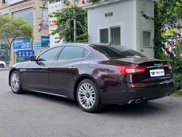 Maserati Quattroporte 2015