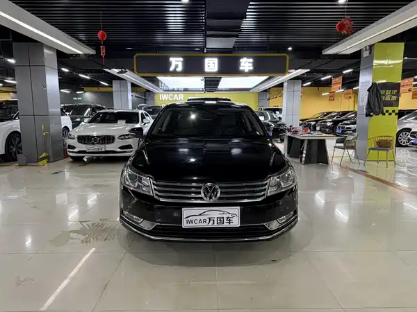 Volkswagen Magotan 2012