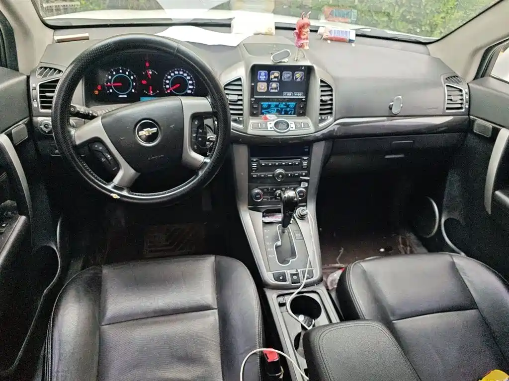 Chevrolet Captiva 2015 — фото 10