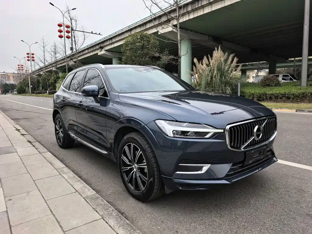 Volvo XC60 2020 — фото 3