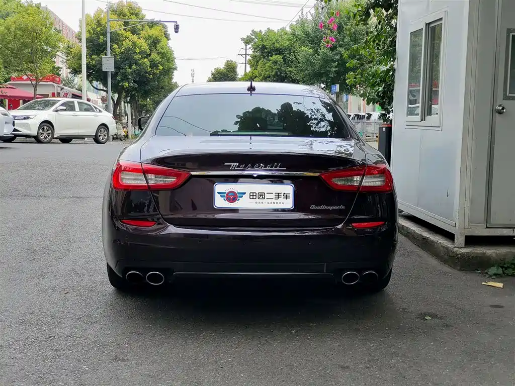 Maserati Quattroporte 2015