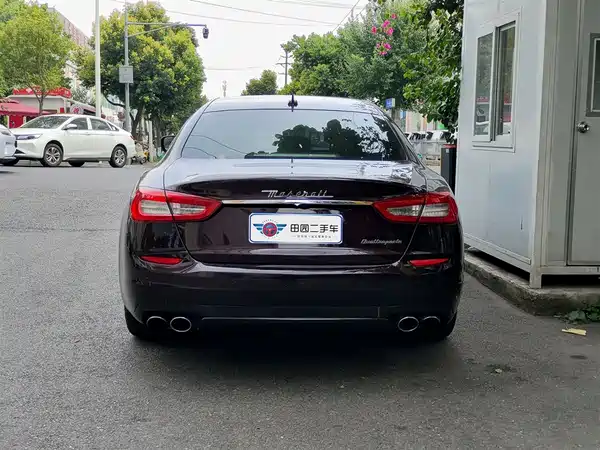 Maserati Quattroporte 2015