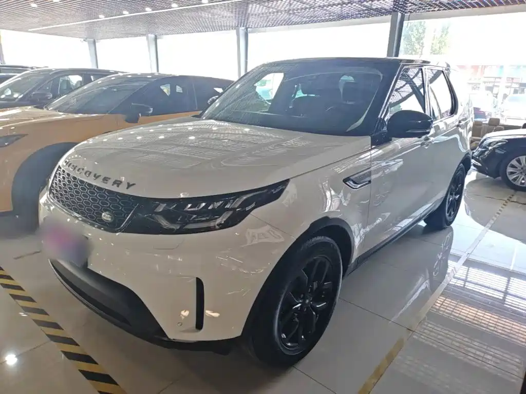 Land Rover Discovery 2017 — фото 1